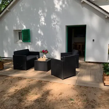 Charmante Annexe Au Coeur D'un Joli Parc Arbore * Monce-en-Belin